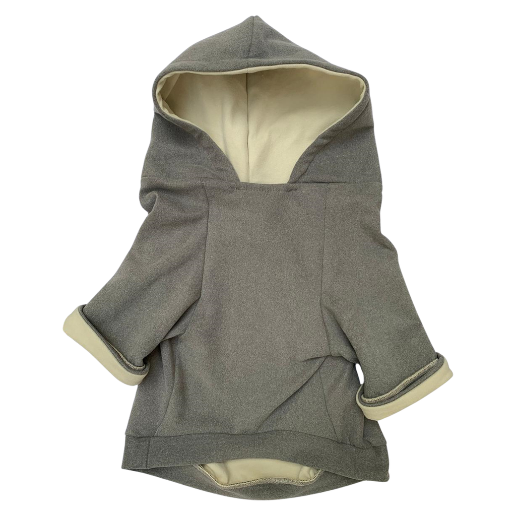 Hoddie. Sudadera deportiva gris. Outfit con estilo